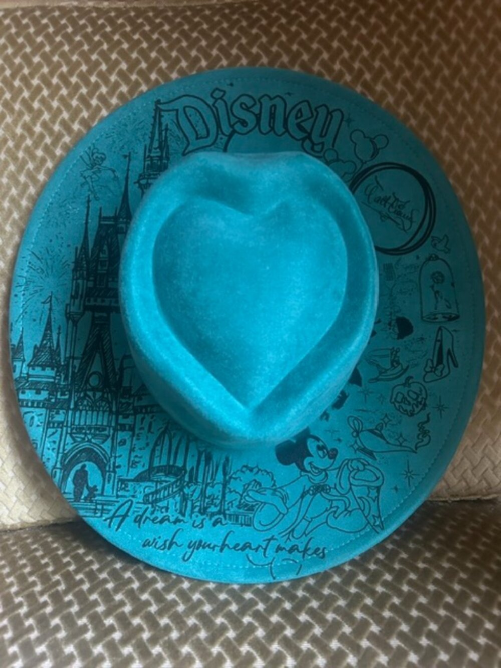 Disney Laser Engraved Turquoise Vegan Suede Heart-Shaped Crown Cowboy Hat NEW